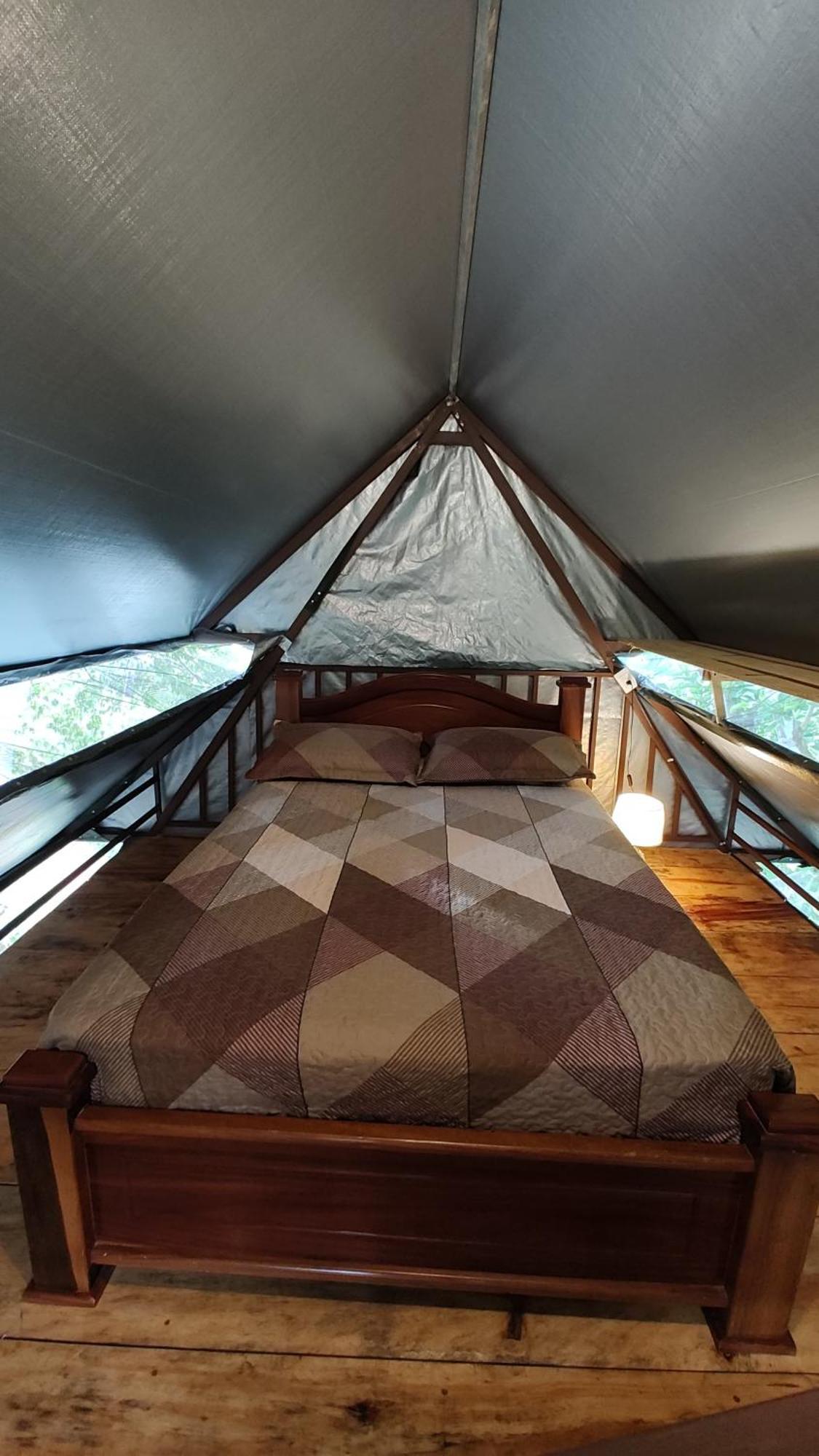 Campsite Makambu *